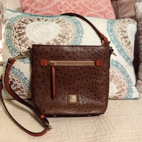 Dooney and Bourke Ostrich Small Zip Crossbody Signature Leather Collection Purse - Picture 1 of 12
